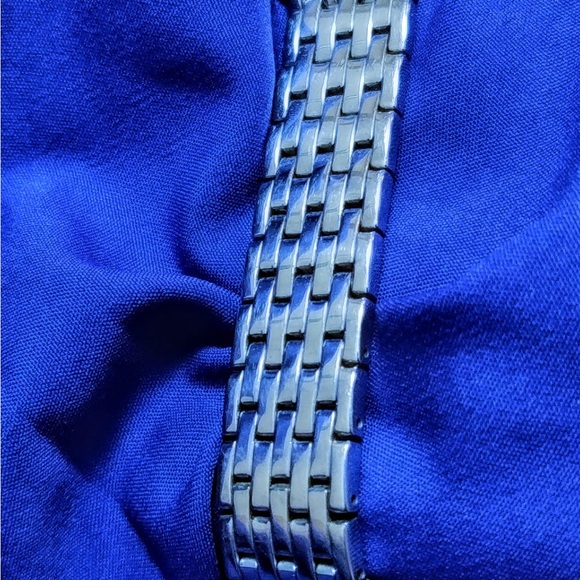 Citizen Eco Drive Silhouette Blue Dial Classy Women's Watch EX1480-58L - Picture 8 of 12